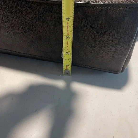 Coach shoulder Hand bag Purse Brown & Pink Flawless Like NEW adjustable strap - Picture 12 of 14